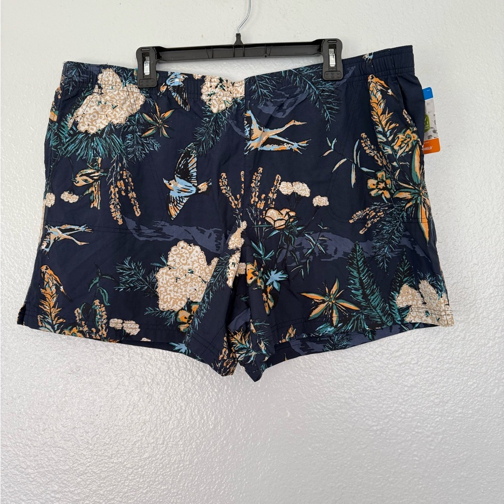New Columbia Women’s Sandy River Printed Short Size: XXL